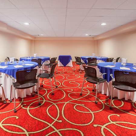 Holiday Inn Tuxpan - Convention Center By Ihg Exterior photo